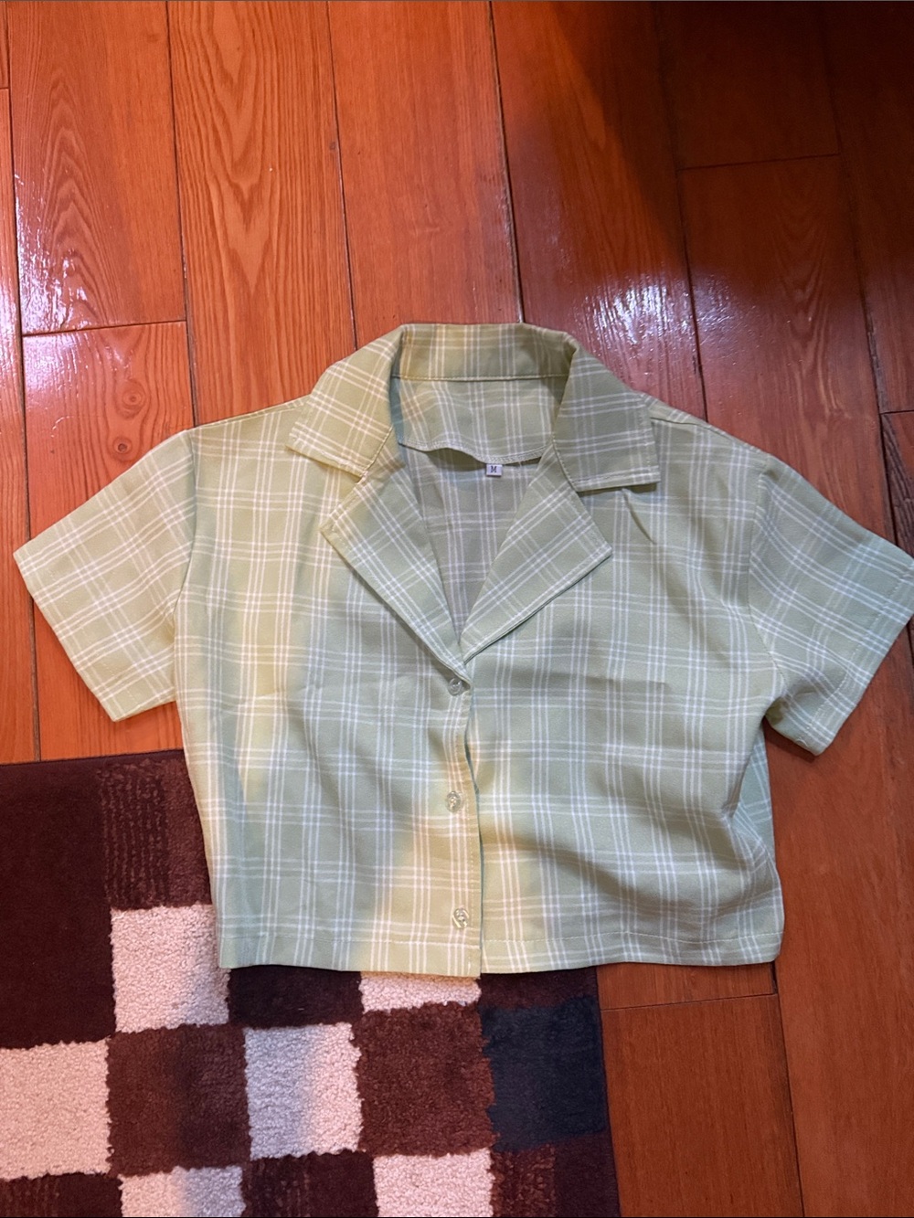 Light Green Plaid Cropped Button-Up Shirt size s